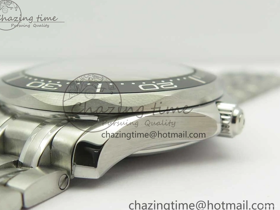 0227 HighQuality Seamaster 300M Chronometer SS Black OMF 1:1 Best Edition on SS Bracelet A2824 (Black Balance Wheel) V 7954